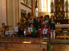 Chor der Landvolkgruppe Erolzheim beim Gottesdienst